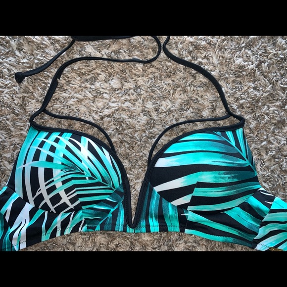 Victoria’s Secret PINK strappy bikini top - Picture 2 of 3